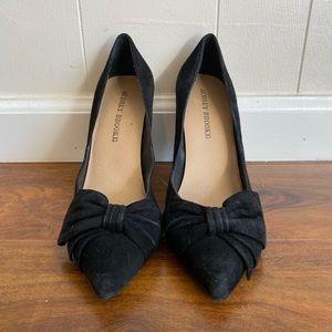 Audrey Brooke black pumps with bow